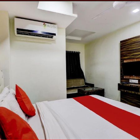 Hotel Gitanjali Inn アーメダバード エクステリア 写真